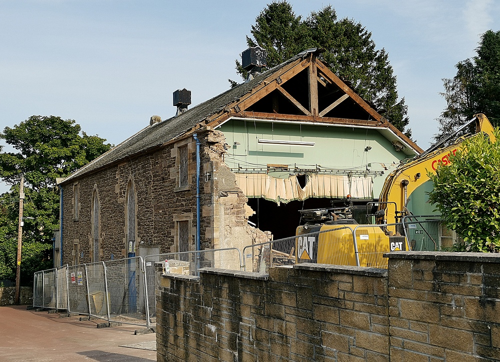 Demolition of Lesmahagow Jubilee Hall - Final Curtain